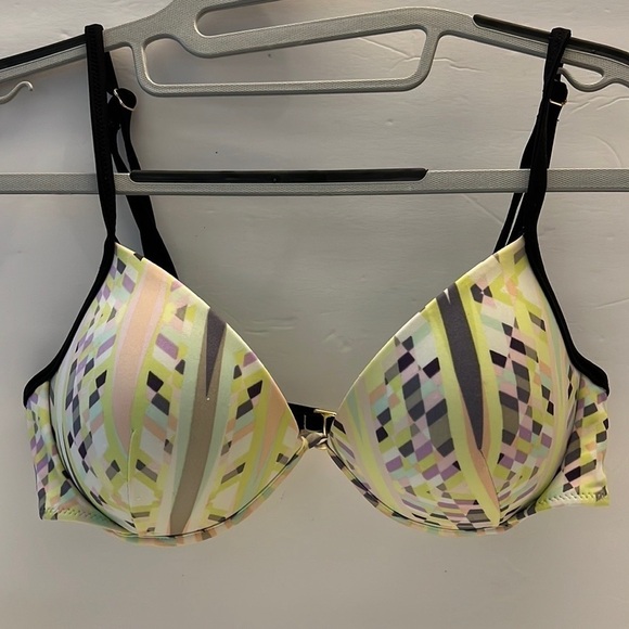 Victoria’s Secret Padded Bikini Top size 34C Adjustable straps - Picture 10 of 10